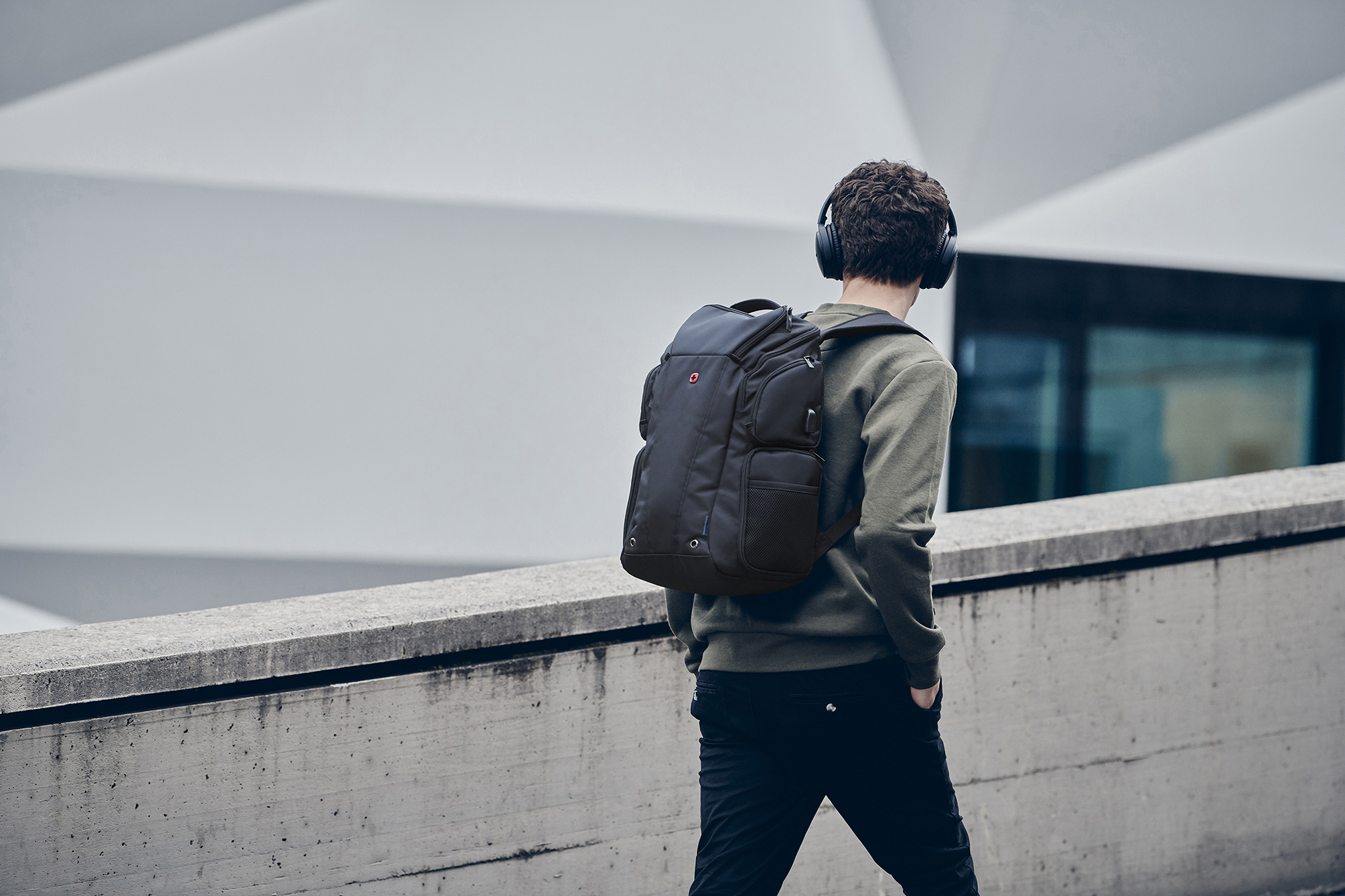 wenger双肩包男士背包商务,威戈wenger双肩包