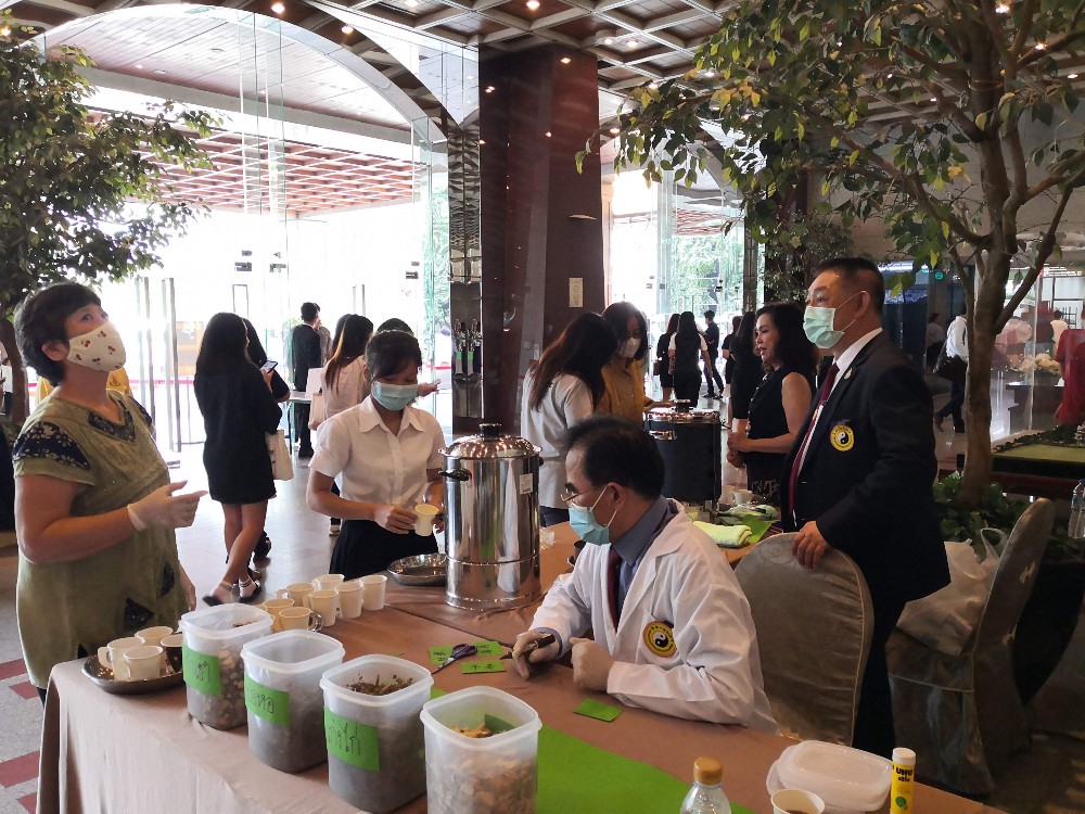 中医药助力泰国抗击新冠肺炎疫情,援助泰国的新冠肺炎疫苗