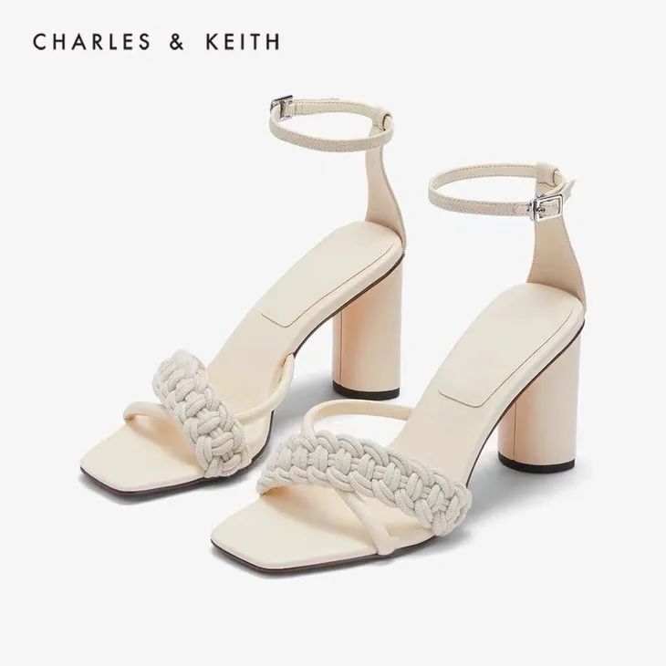 不能错过近年来大火的方头鞋,bv方头鞋推荐