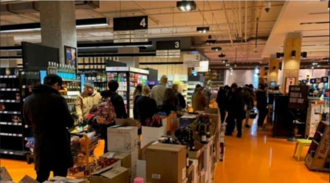 在加拿大送外卖需要什么条件,在加拿大去超市要给小费吗