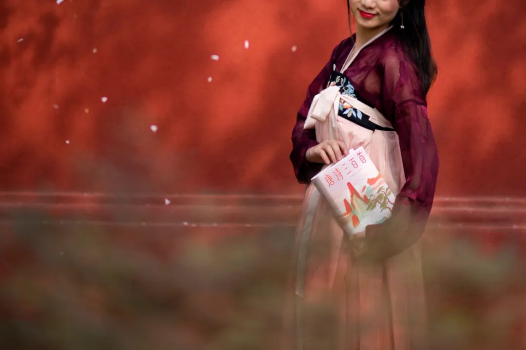 唐诗三百首马未都亲笔推荐版,马未都讲透唐诗和唐诗三百首区别