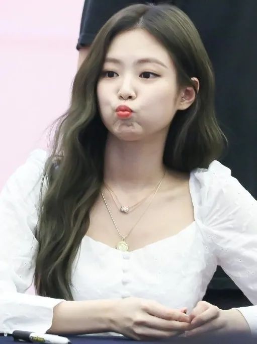 秋冬最水润的粉底液,粉底液推荐秋冬奶油肌