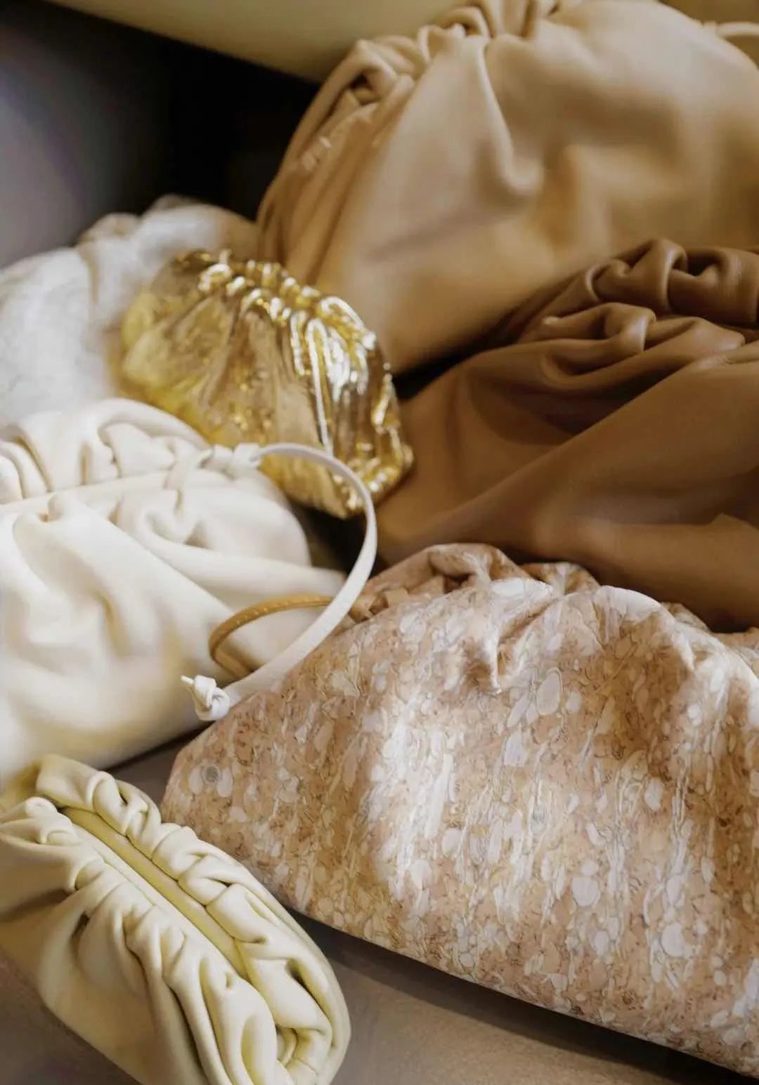 4岁逛连卡佛，13岁成香奈儿常客，她才是初代白富美