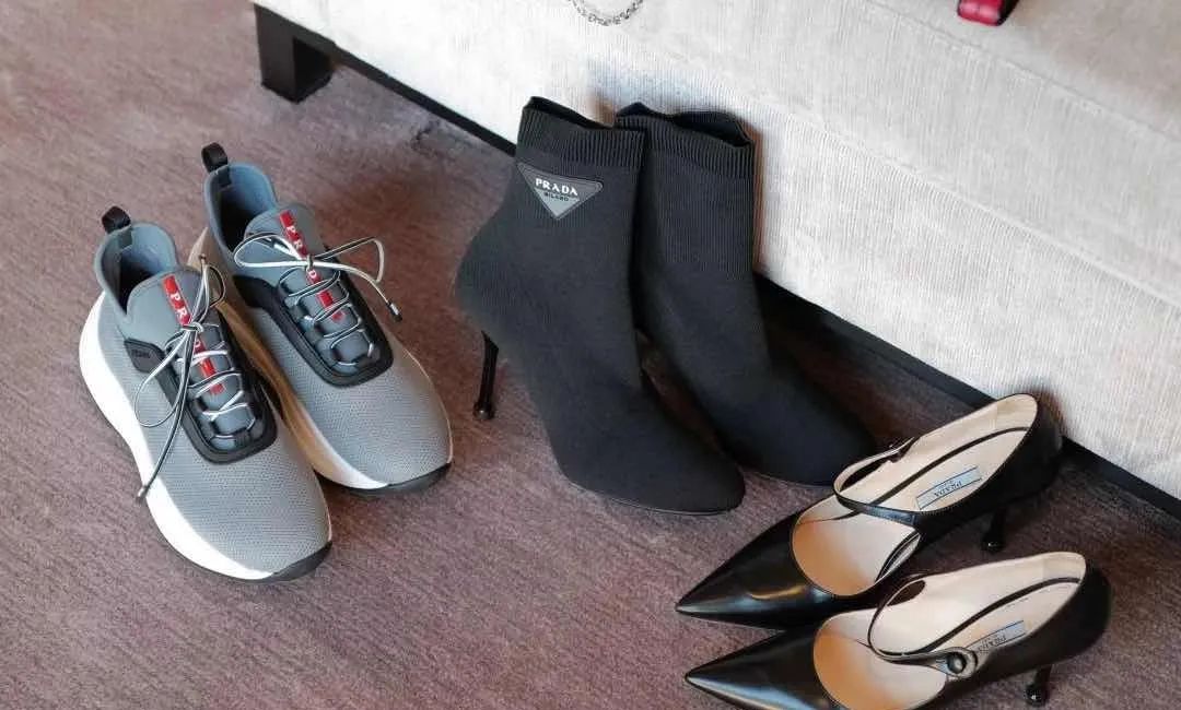 4岁逛连卡佛，13岁成香奈儿常客，她才是初代白富美