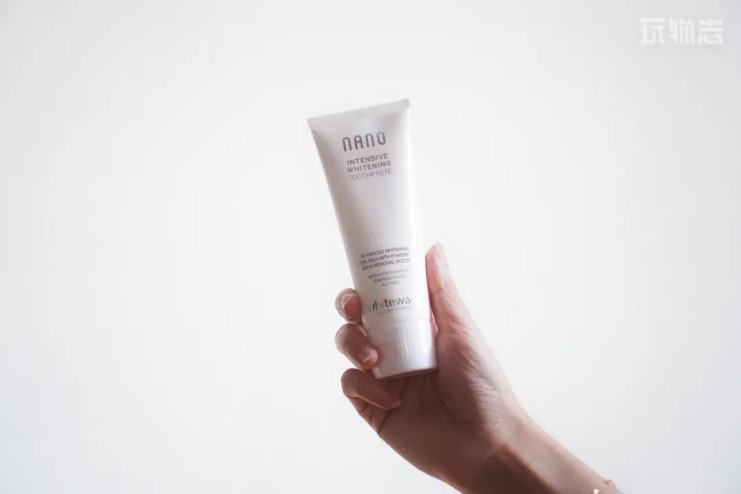美白黄牙烟渍最好的牙膏,比洗牙还干净的美白牙膏适合牙黄