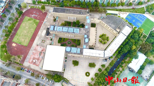 60秒“云”游校园（25）港口中心小学：等你归来，这里仍是一片绿树红花