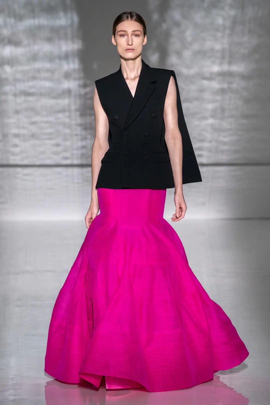 givenchy什么潮牌,givenchy高端时尚