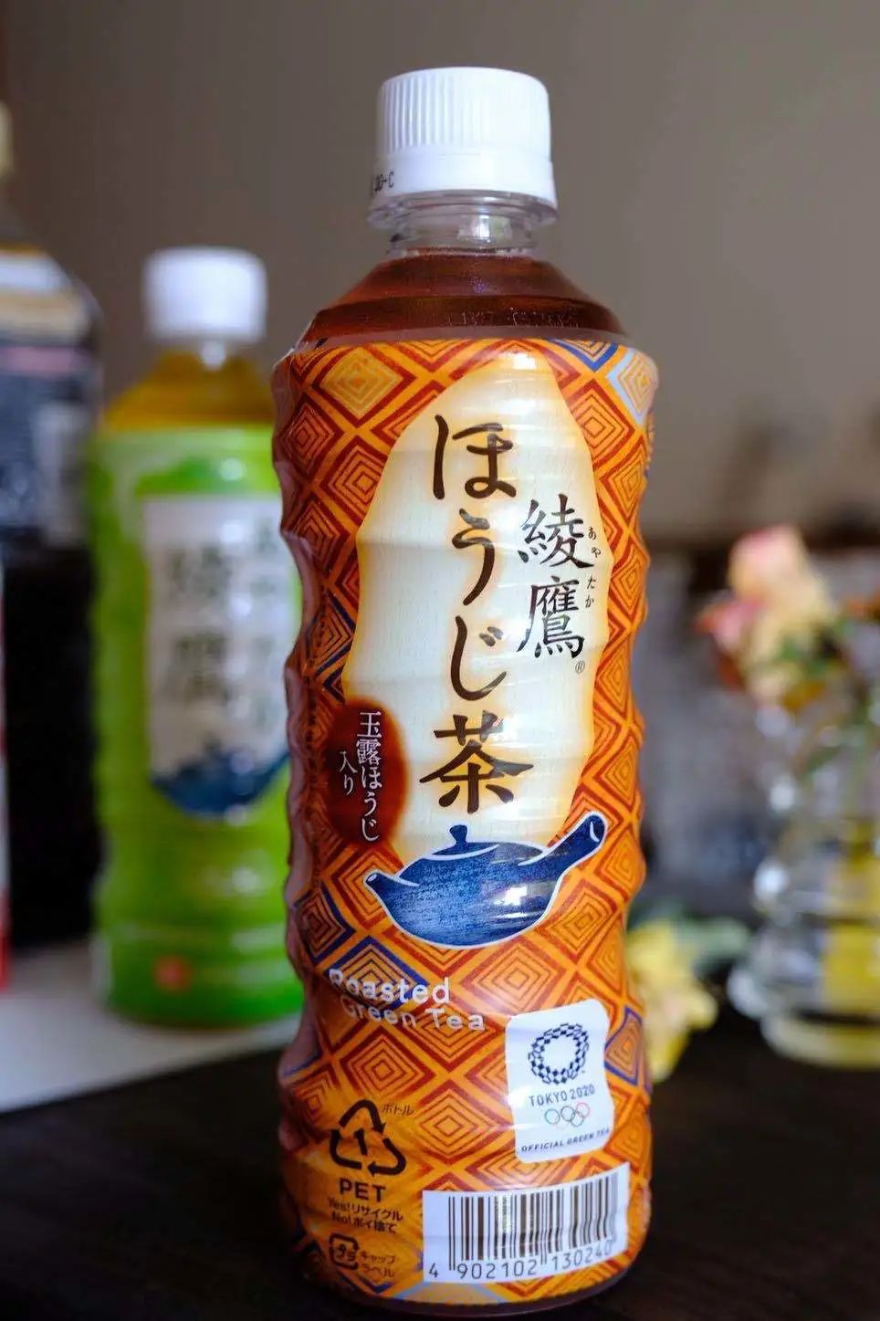 去便利店买吃的回来吃,去便利店买个东西