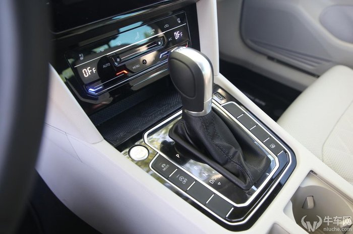 试驾新款大众迈腾380豪华版,大众迈腾380tsidsg旗舰型试驾