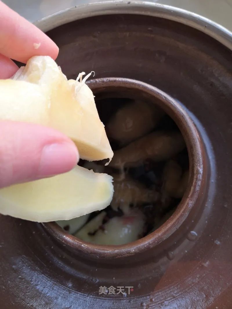 教大家做好吃爽口的四川泡菜，口感脆生，开胃解腻