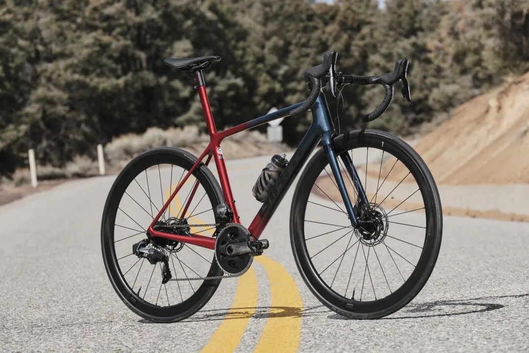 捷安特tcr2020款官网价格,捷安特2022款tcr全系列报价