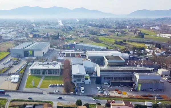 希尔顿中国大陆所有酒店恢复正常运营;央视主播杨锐跳槽钛媒体