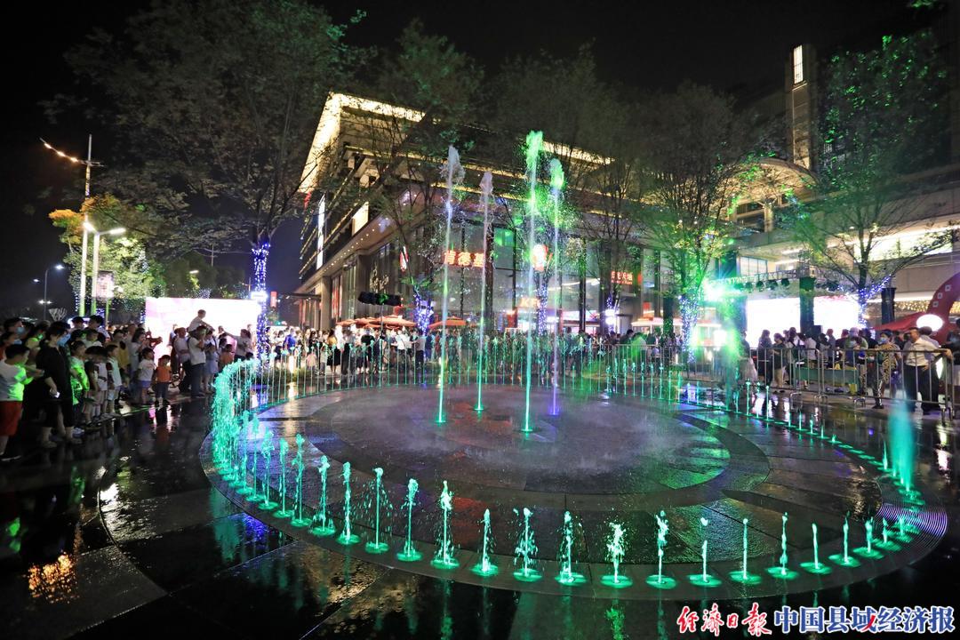 四川成都温江夜场,成都温江夜晚的风景