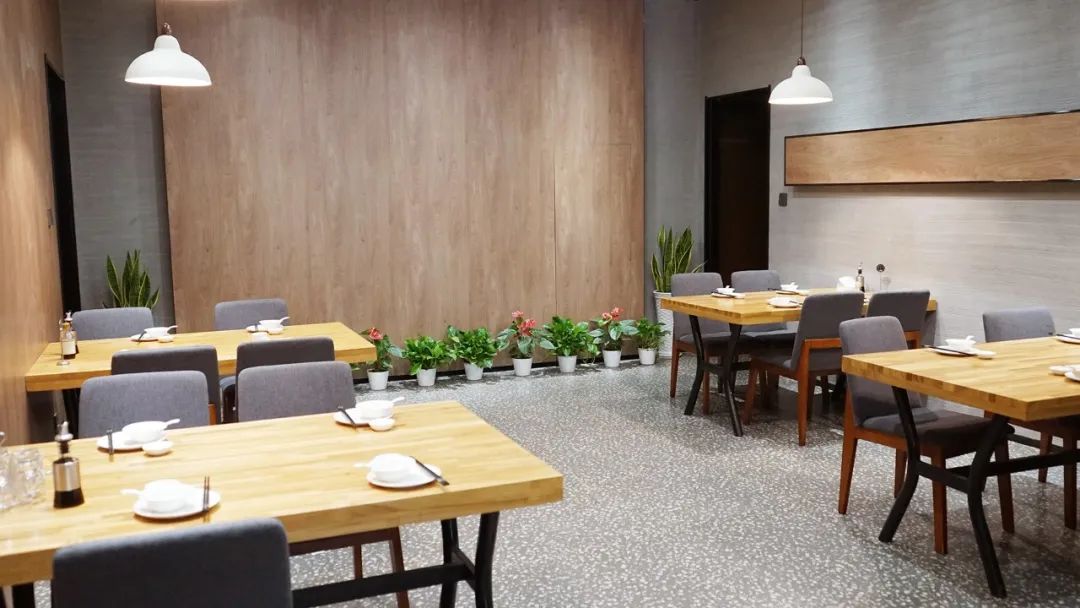 “浙C”注册不下来，愁坏温州老板娘！老乡老乡，真的是背后一枪？