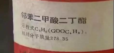 一双能按摩的浴室拖鞋，Q软防滑，好穿到爆，每一步都在保健