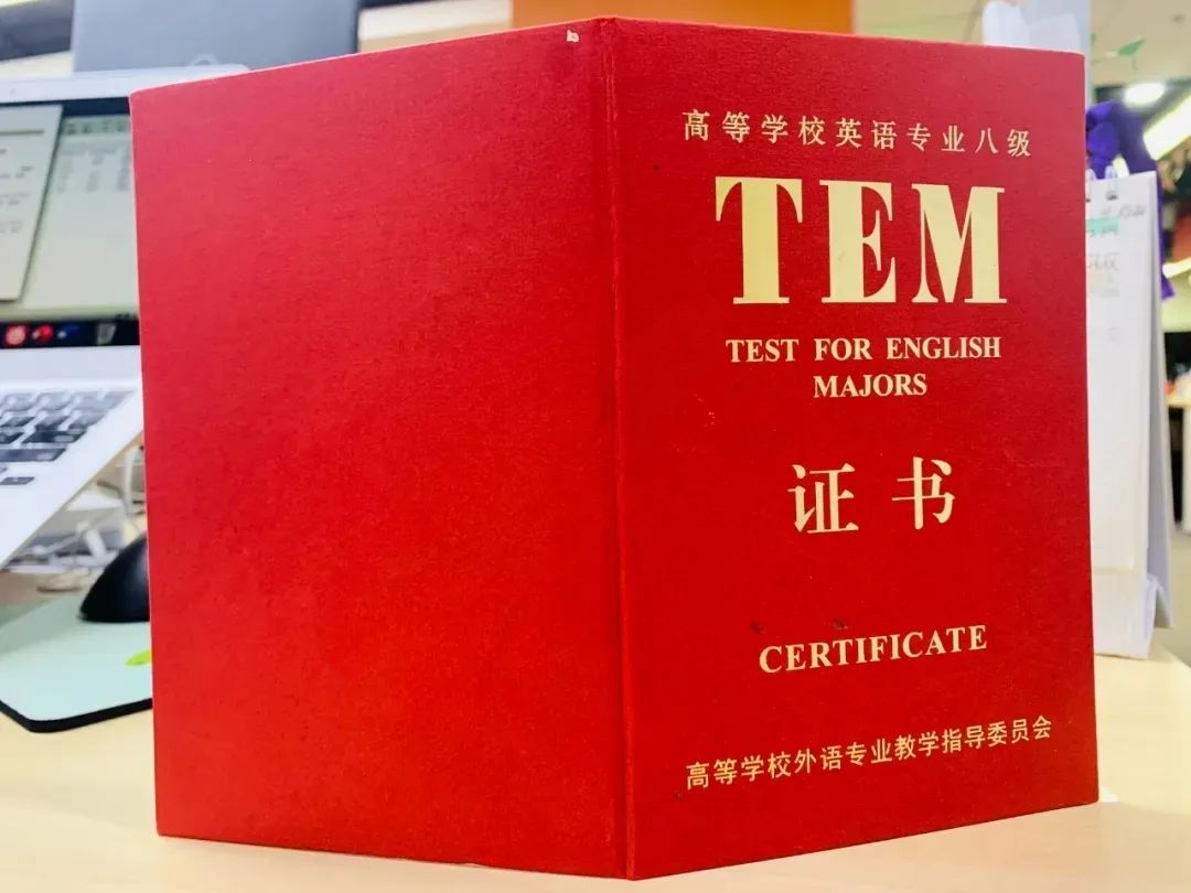 没白等！升级版哈利波特归来！7部英文原著，每天小看10分钟，英语溜到令人发指....（内附资源）