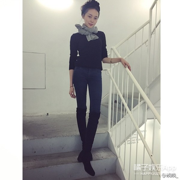 网红鼻祖晚晚和舒淇同框比美赢了？妆容穿搭都有小心机，来抄作业