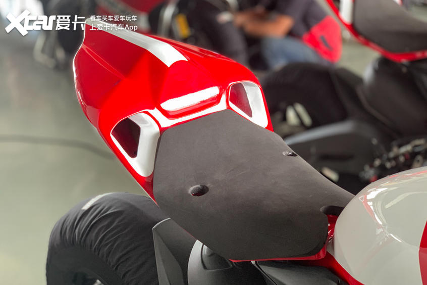 这才是杜卡迪的正确驾驶方法,杜卡迪应该怎么骑才舒服