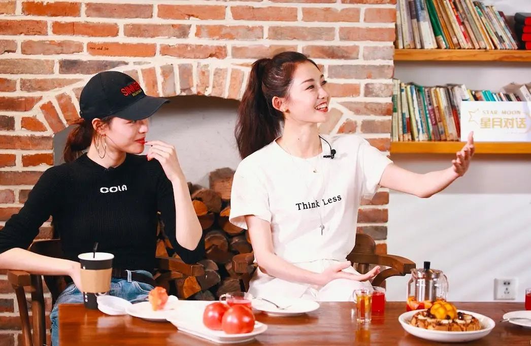 冯小刚的芳华简介,芳华冯小刚三美