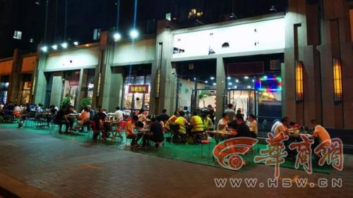 西安曲江最新摆摊消息,曲江新区哪里可以摆地摊