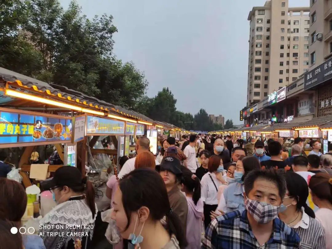2022年的鞍山明达夜市,2020明达夜市鞍山