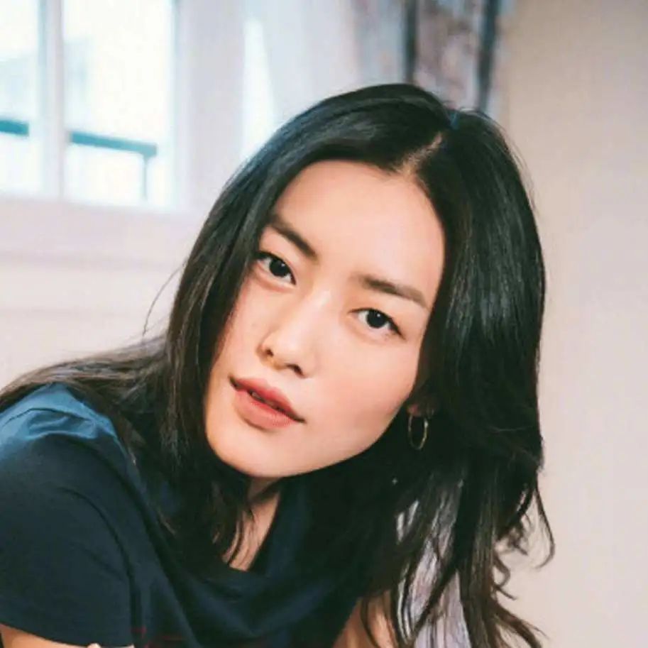 变双眼皮半个月后回到单眼皮,双眼皮怎么临时变成单眼皮