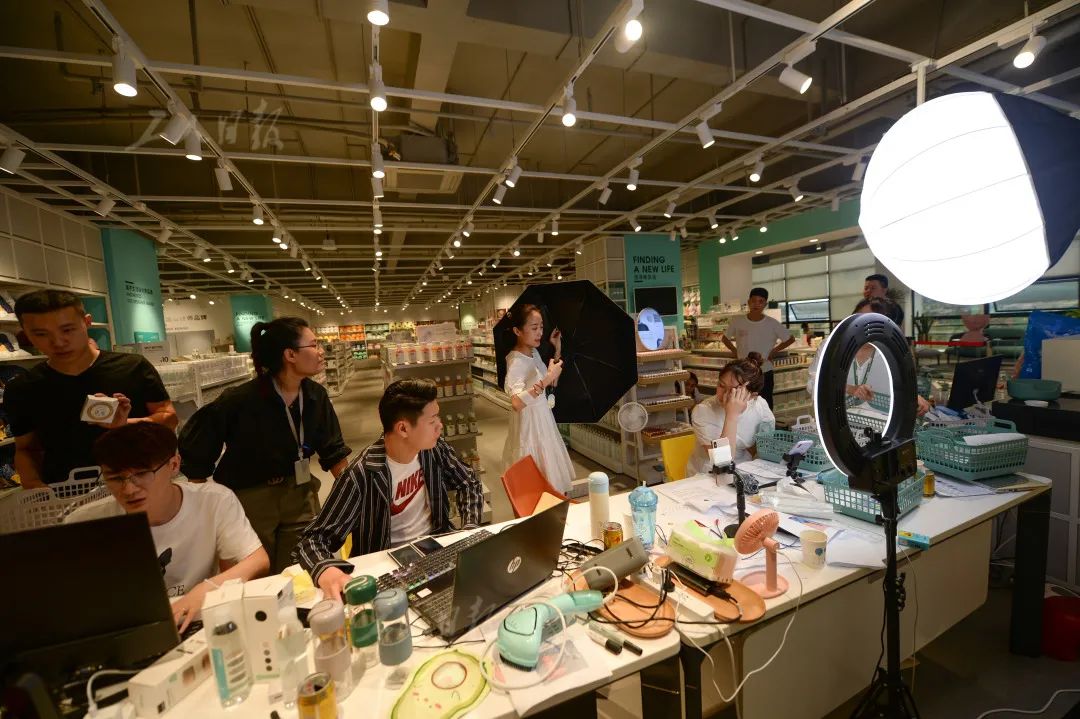 义乌直播付费到底赚不赚钱,义乌直播真的赚钱吗