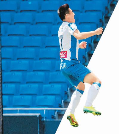 武磊赛场回应,武磊浴火重生记