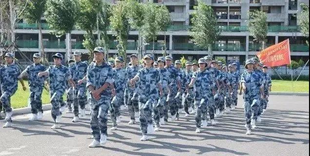 汽开区第四中学,汽开区哪所学校好