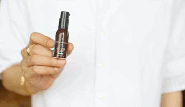 两边黑眼圈程度不一样,黑眼圈的秘密暴露了一个真相