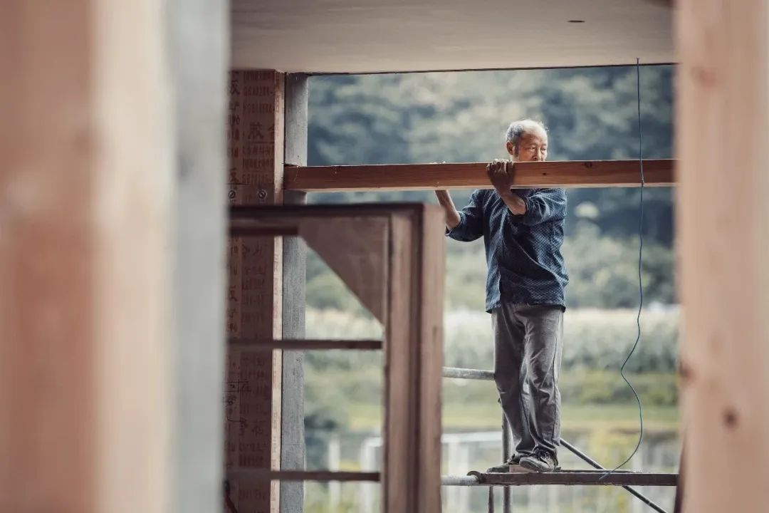 娄艺潇住的哪个酒店,娄艺潇旅游住民宿