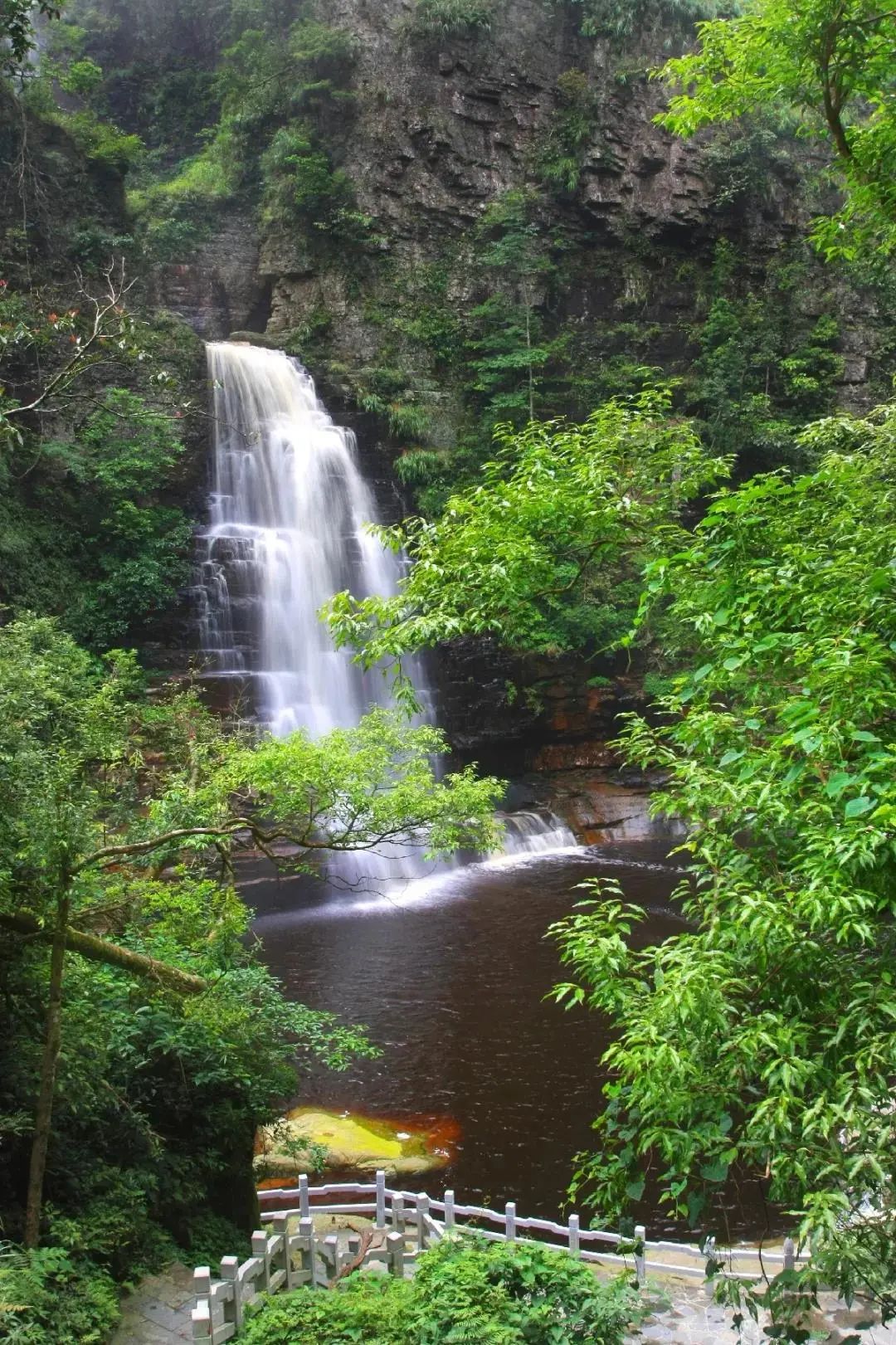 南宁附近最适合游泳避暑的地方,南宁夏天有哪些避暑的地方
