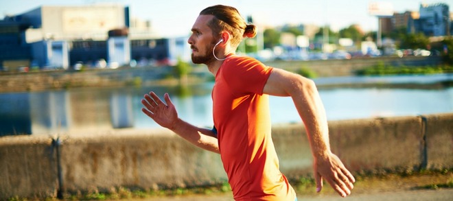 为什么你跑起来身体老是乱晃？