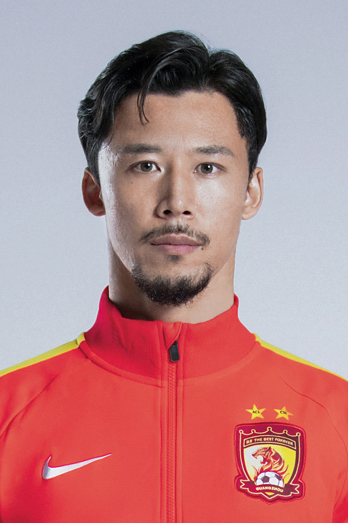 恒大新帅曝光,2019赛季恒大定妆照