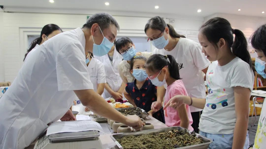 党建引领文化惠民活动新闻稿,走实走心开展党建文化主题活动