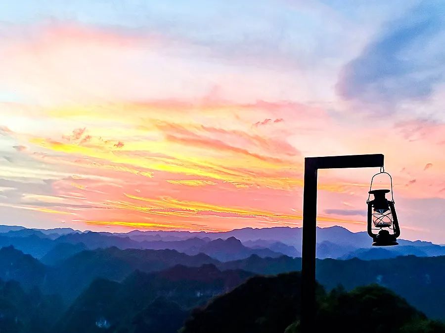 染了彼此乡愁，从此长途跋涉