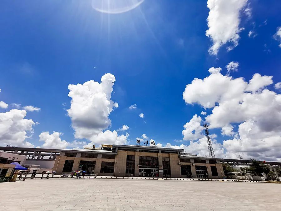 染了彼此乡愁，从此长途跋涉