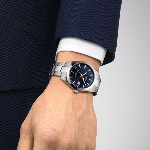 劳力士天梭价格表,天梭和劳力士神似