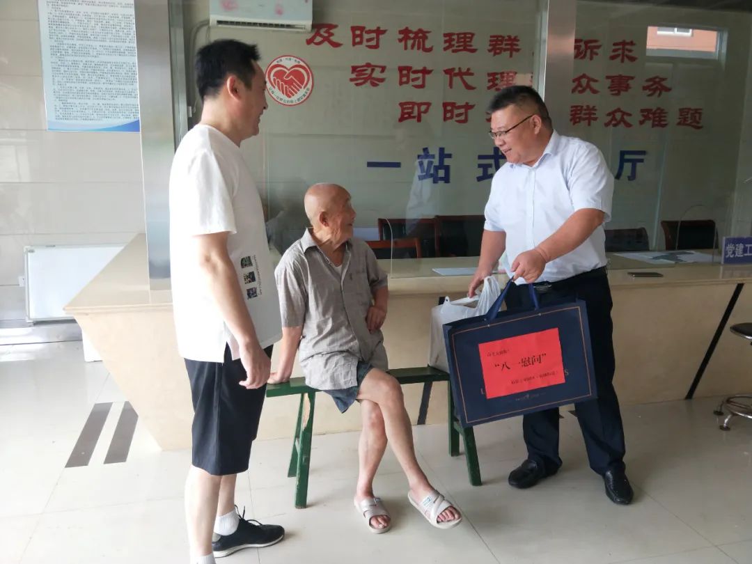 致敬老兵岁月静好,致敬老兵不忘初心牢记使命