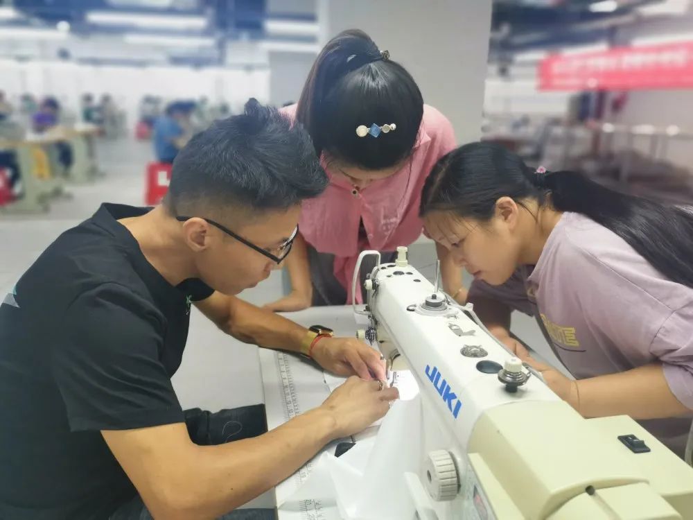 青年回乡创业就业,返乡创业小伙