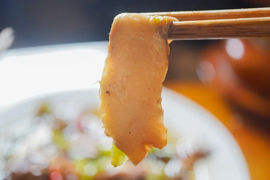 松茸比普通菌类贵多少,最好的松茸是哪里的