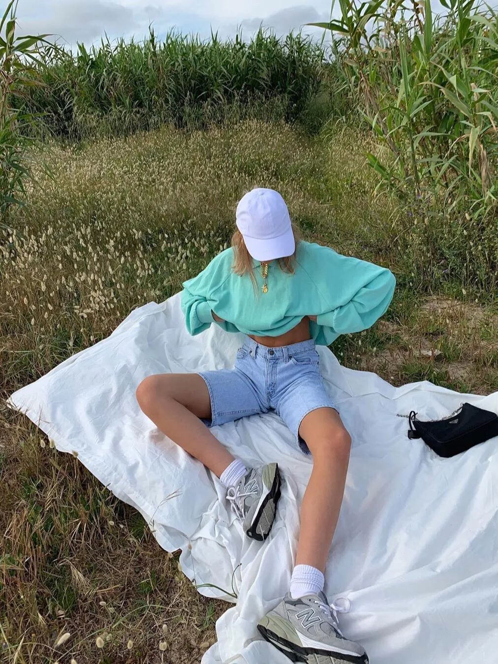 百慕大针织短裤,百慕大白色短裤