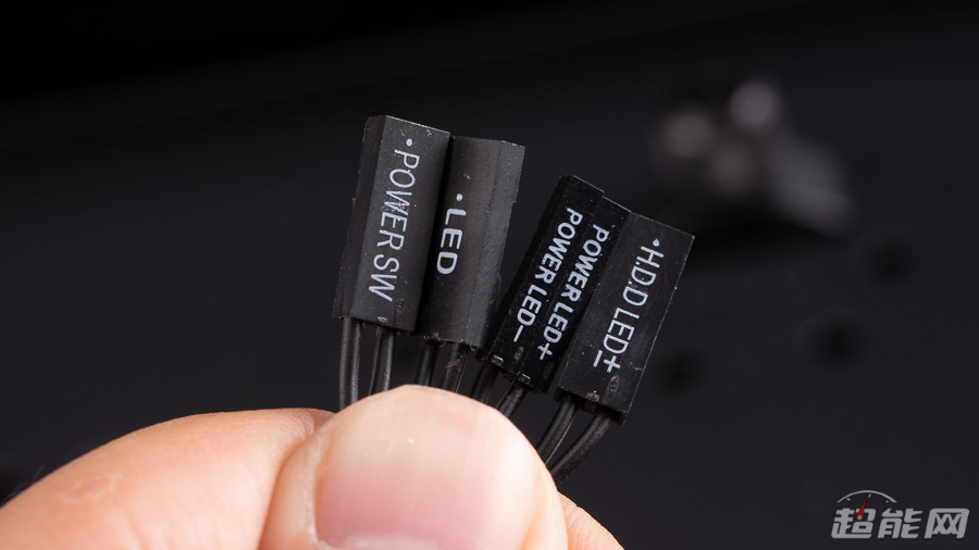 鏈虹涓婄殑涓夐拡鎺ュ彛鏄共鍢涚殑,鏈虹杩炴帴绾挎湁鍝簺