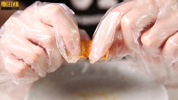 火爆全网的东北烧烤店,东北火的烧烤店