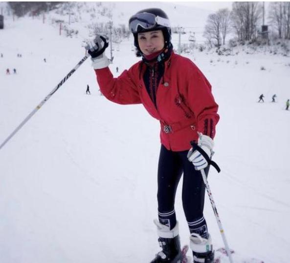 奚梦瑶自曝生活迁就何猷君,奚梦瑶哪一年跟何猷君在一起