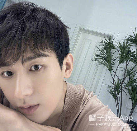 琉璃被浇开水大结局,琉璃让成毅爆火了吗