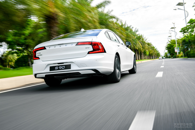 2020款全新沃尔沃s90试驾视频,顺应时代的改变