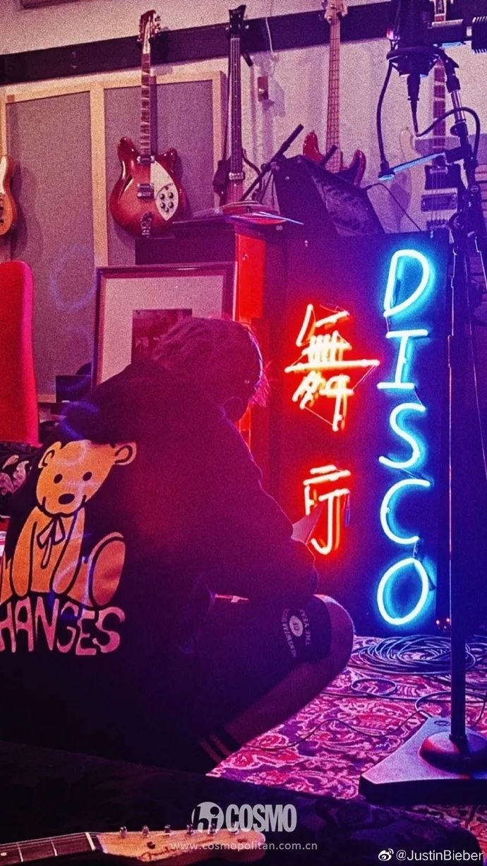 omg演唱会水果姐,omg水果姐完整视频