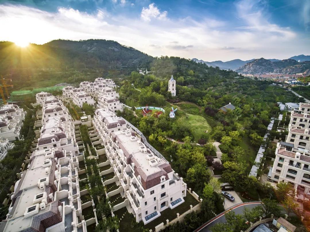 崂山波尔多小镇9000一平米,青岛崂山波尔多小镇电梯洋房出租