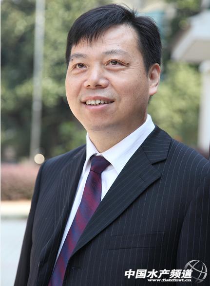 罗氏虾亩产利润,罗氏虾要养多久才能上市